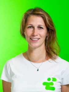 fyzioterapeut-zuzana-wronova-768x1024-2