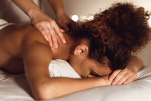 woman-enjoying-therapeutic-neck-massage-in-spa-gmde84j-1024x683-1
