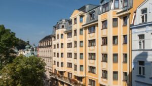karlovy-vary-hotel-prezident-hotel-02-onas_1595421043_1920x1080_tt_90-1