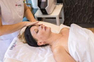 topcarebeauty-silhouette-f05